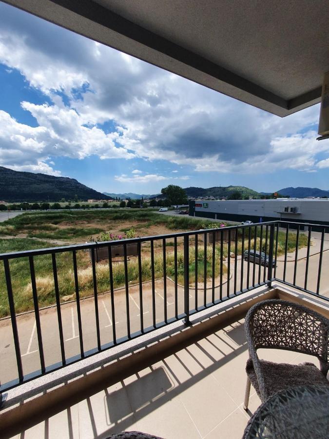 Sunshine Apartment Trebinje Luaran gambar