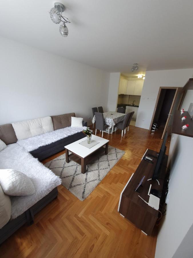 Sunshine Apartment Trebinje Luaran gambar