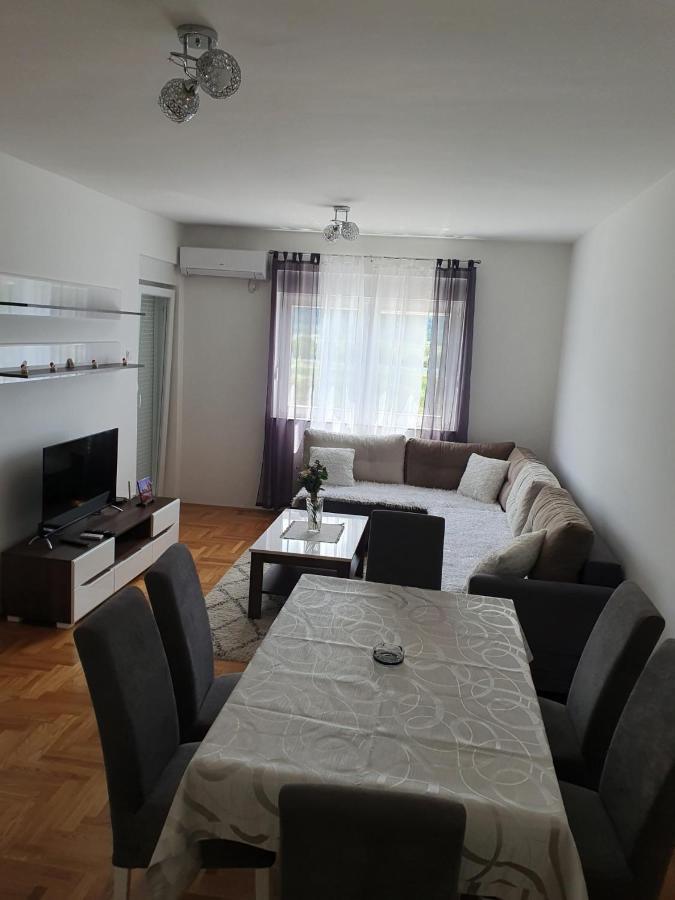 Sunshine Apartment Trebinje Luaran gambar